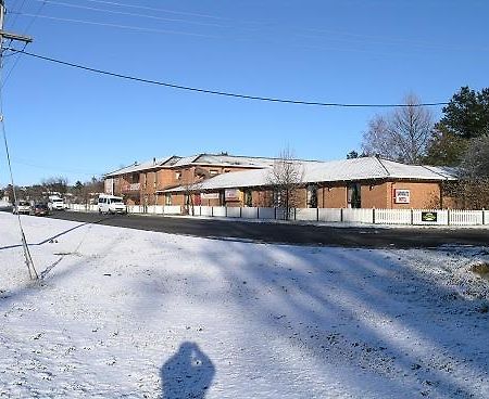 Snowgate Motel + Apartments Беридейл Екстериор снимка